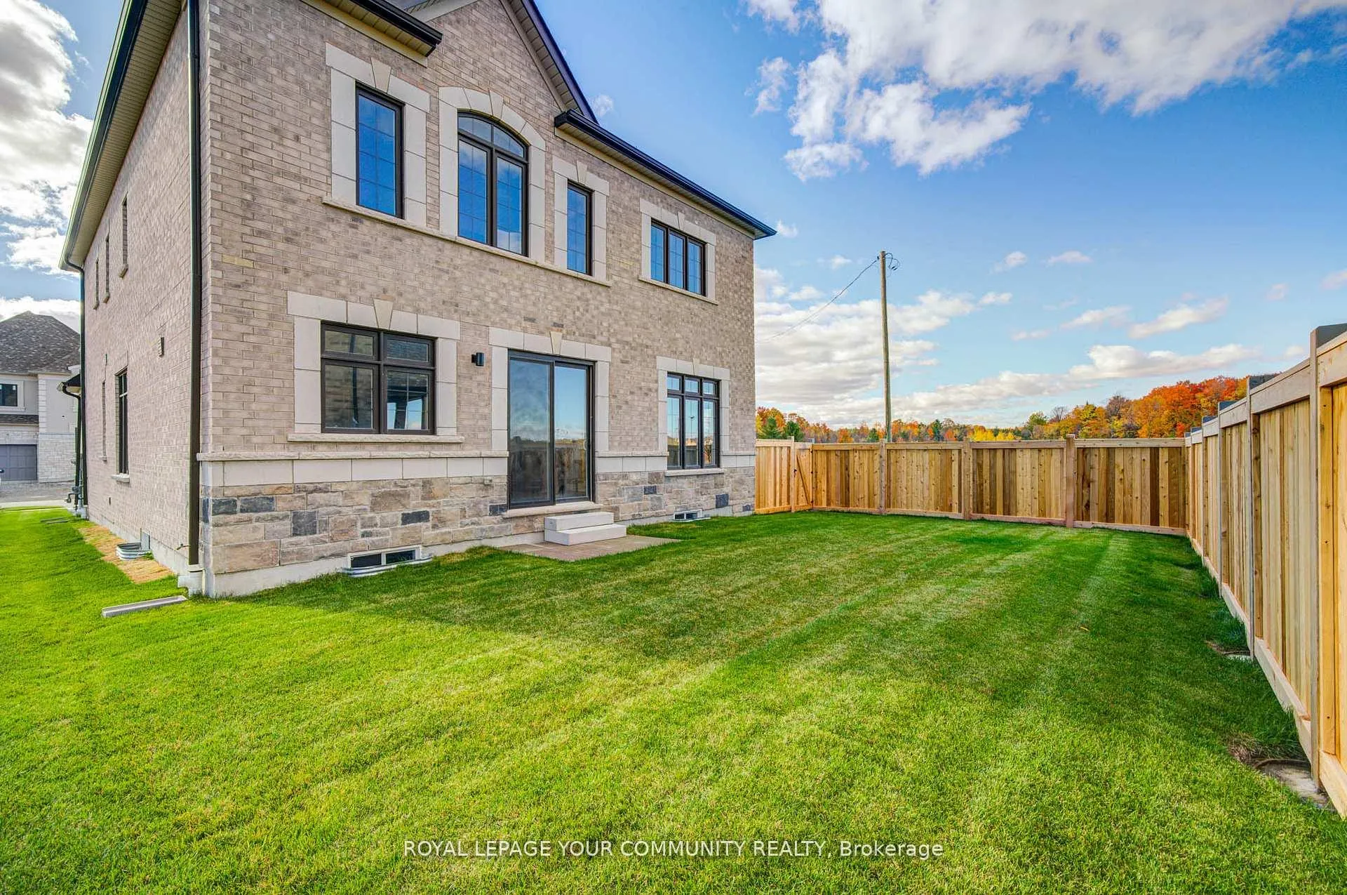 Photo 48 of 18 Shadyridge Street, King, King City — HOMEH