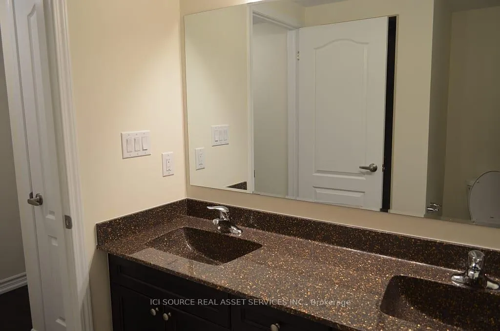 Photo 5 of 2 Bluegill Crescent, Whitby, Rural Whitby — HOMEH