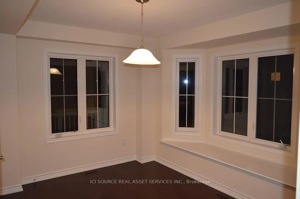 Photo 6 of 2 Bluegill Crescent, Whitby, Rural Whitby — HOMEH