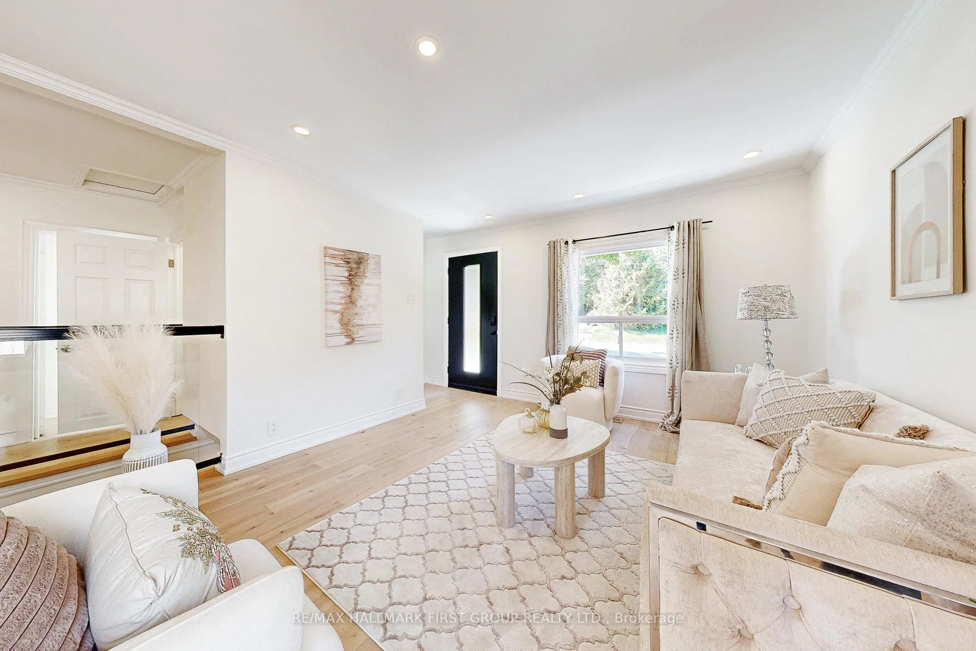 Photo 12 of 589 Marksbury Road, Pickering, West Shore — HOMEH