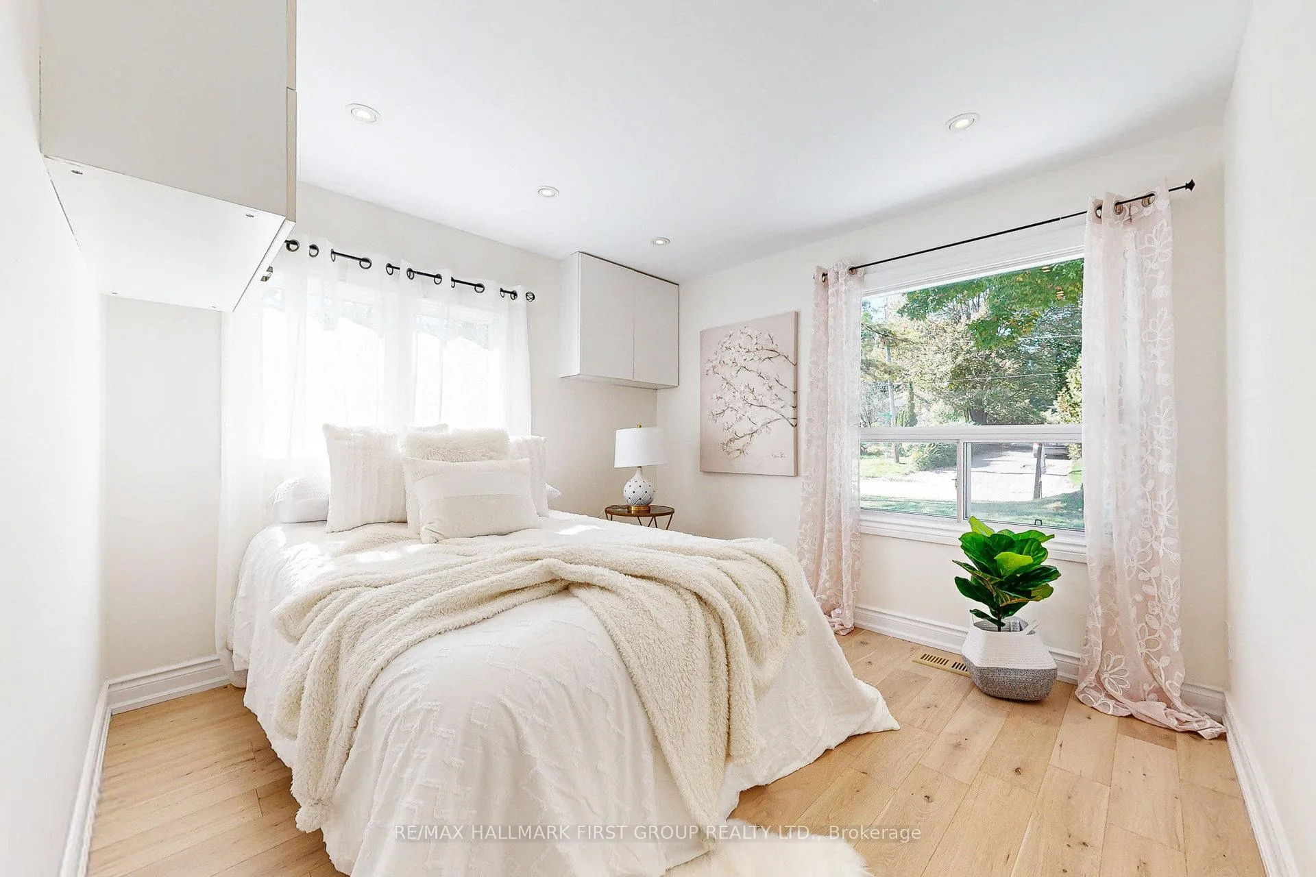 Photo 22 of 589 Marksbury Road, Pickering, West Shore — HOMEH
