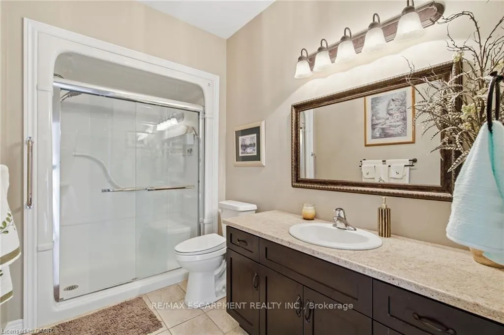 Photo 19 of 4 Hillgartner Lane, Hamilton, Binbrook — HOMEH