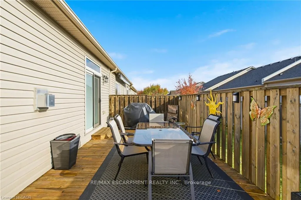 Photo 26 of 4 Hillgartner Lane, Hamilton, Binbrook — HOMEH