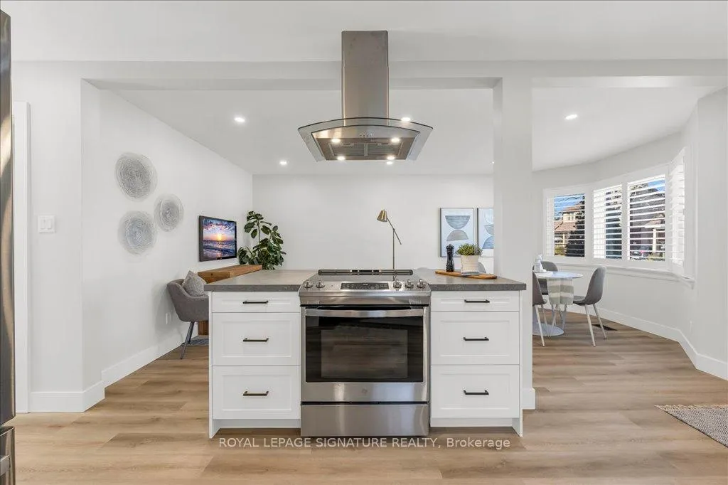 Photo 12 of 51 West 3rd Street, Hamilton, Bonnington — HOMEH