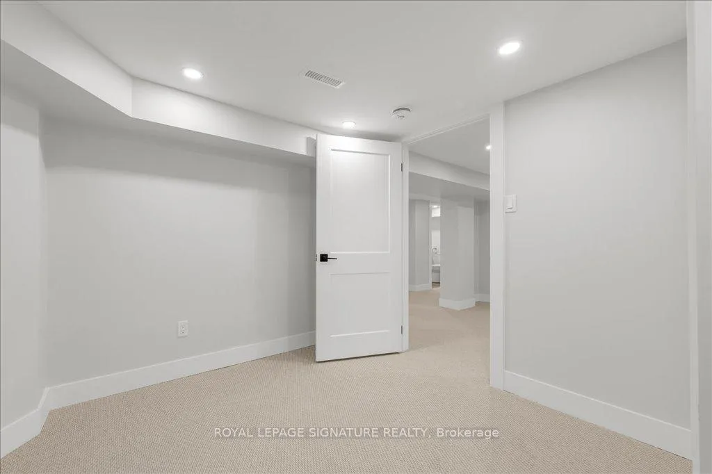 Photo 24 of 51 West 3rd Street, Hamilton, Bonnington — HOMEH