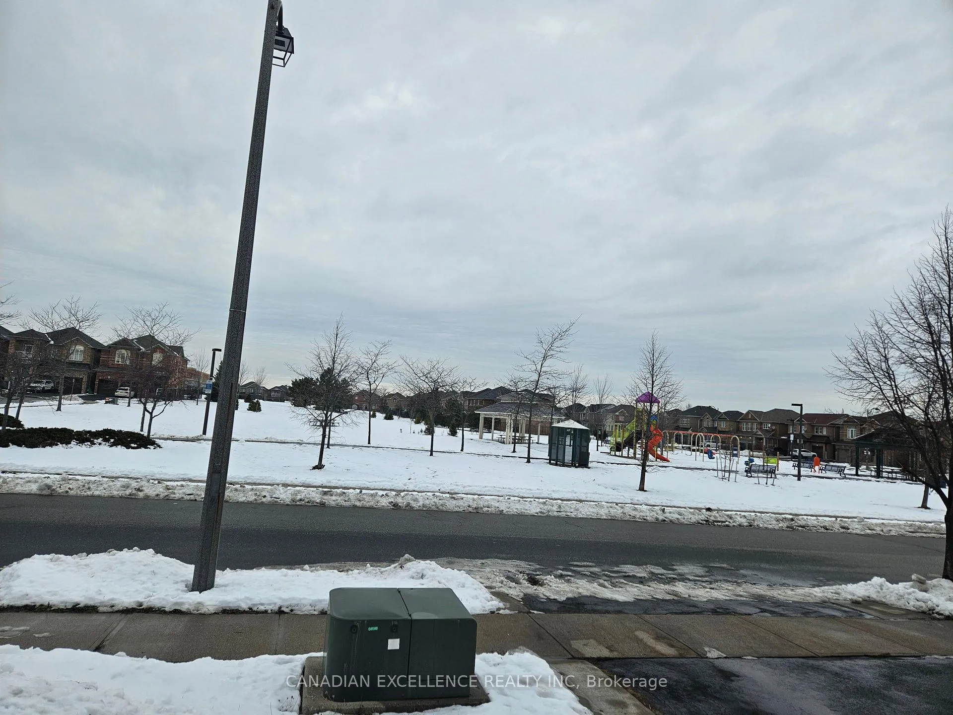 Photo 3 of Unit BST, 47 Vanderbrink Drive, Brampton, Sandringham-Wellington — HOMEH