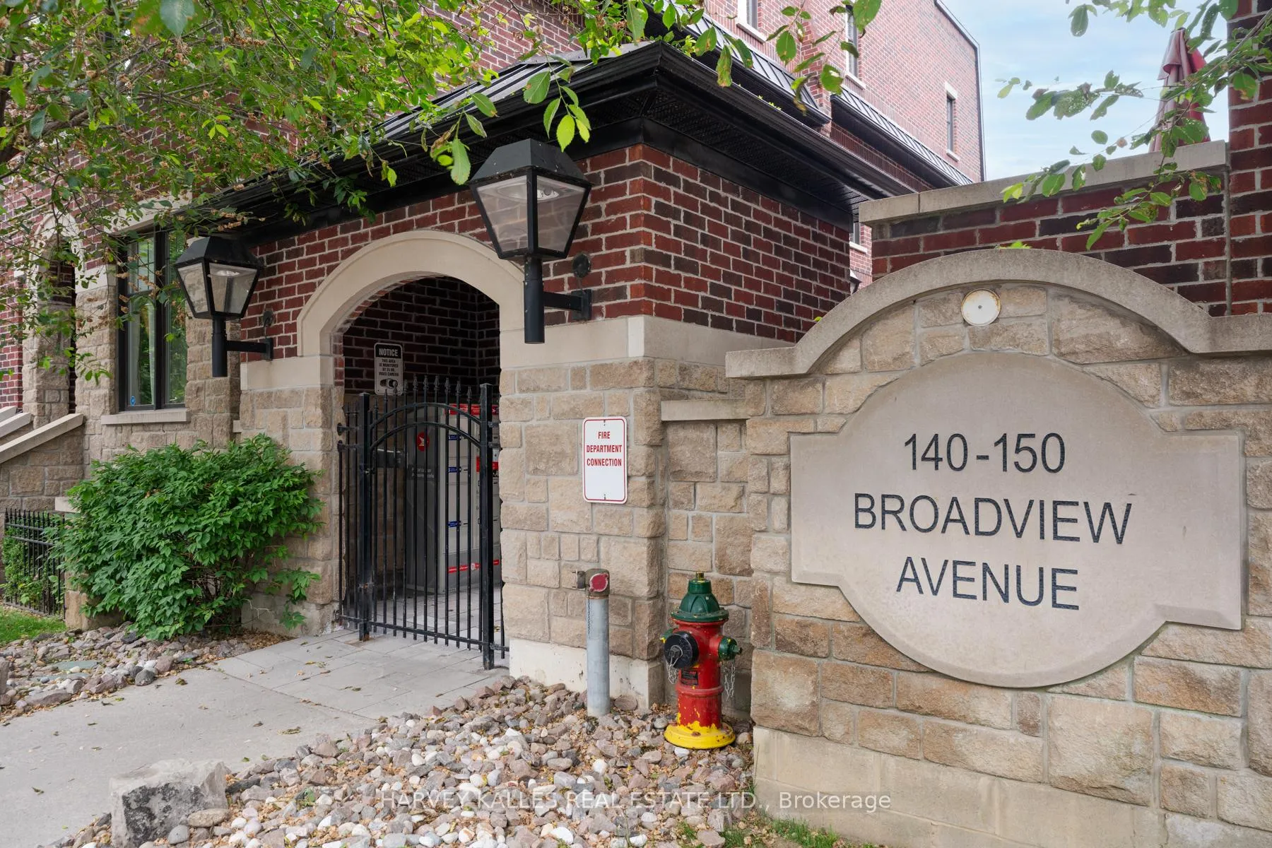 Front of Unit 45, 140 Broadview Avenue