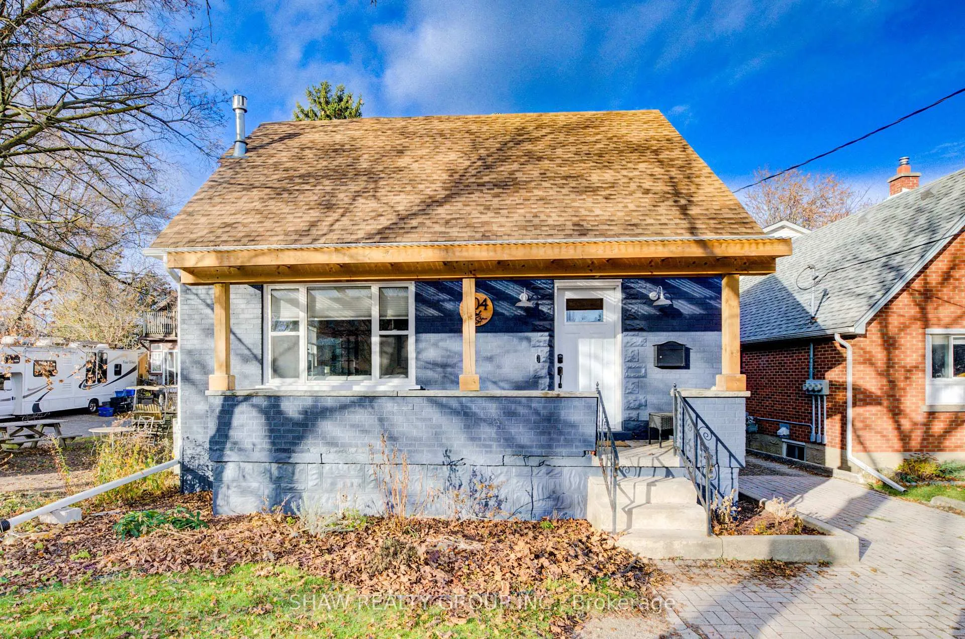 Front of Unit Basement, 604 Guelph Street