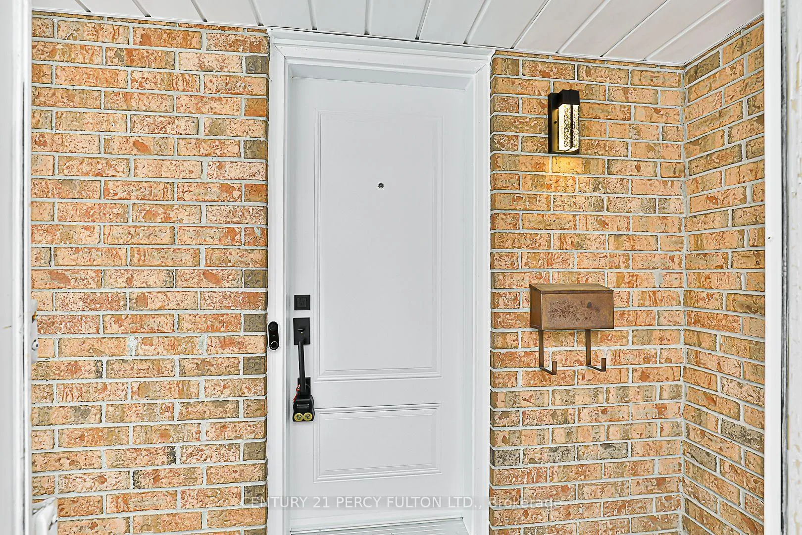 Photo 4 of 53 Miley Drive, Markham, Markville — HOMEH