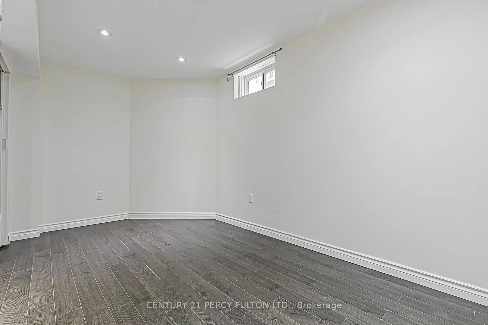 Photo 39 of 53 Miley Drive, Markham, Markville — HOMEH