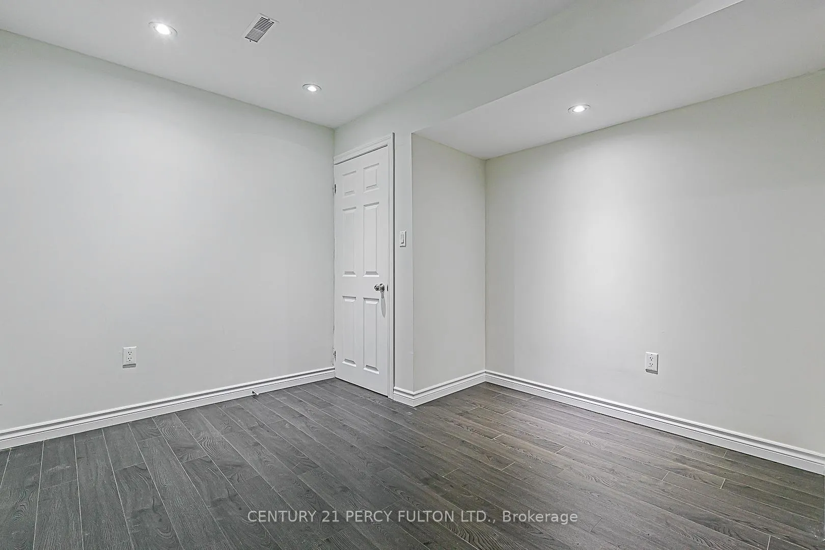 Photo 41 of 53 Miley Drive, Markham, Markville — HOMEH
