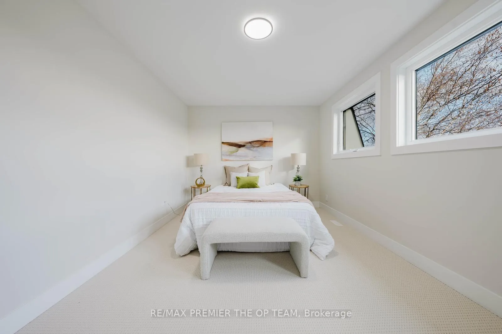 Photo 19 of 22 Henderson Drive, Aurora, Aurora Highlands — HOMEH
