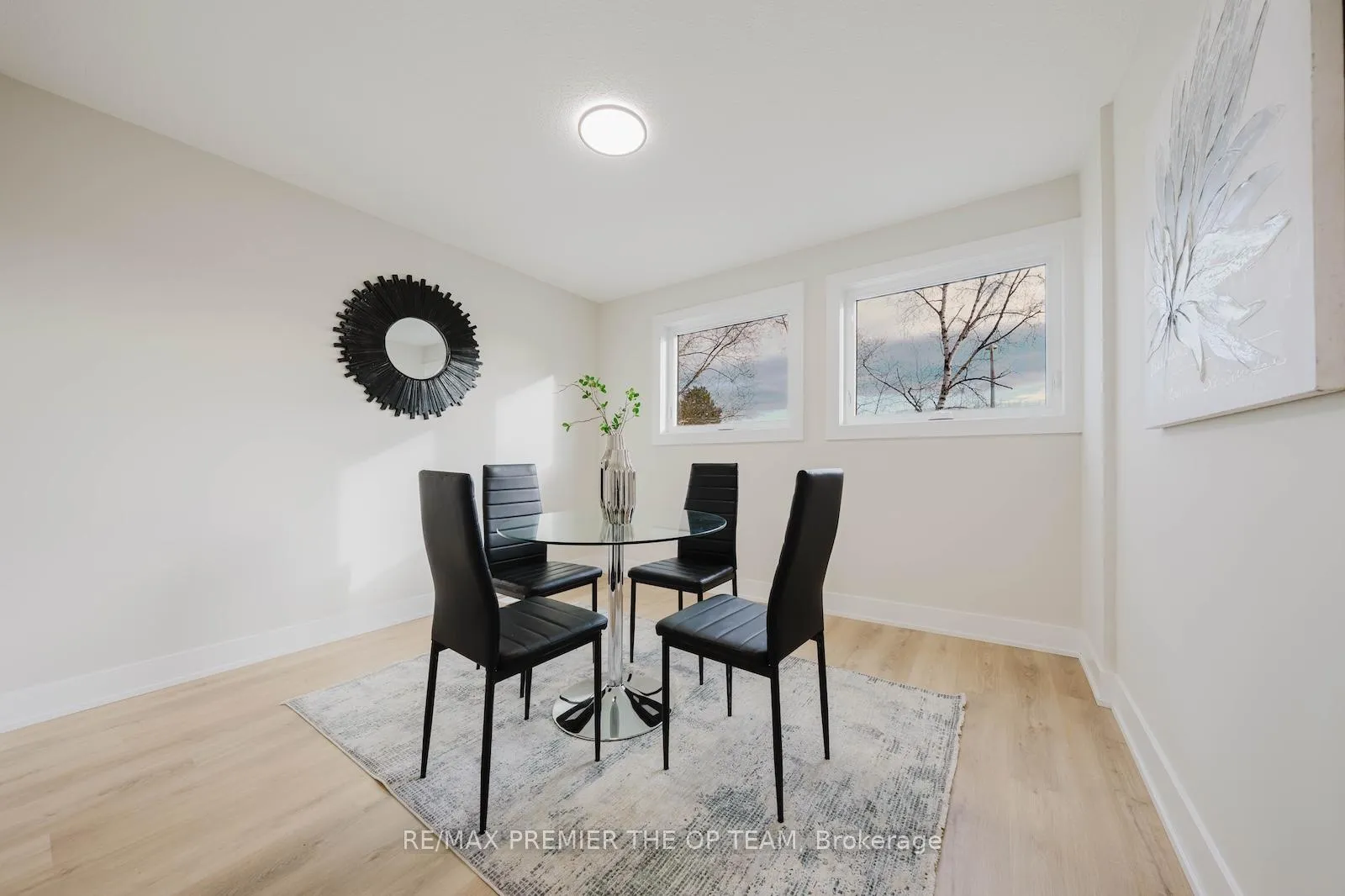Photo 35 of 22 Henderson Drive, Aurora, Aurora Highlands — HOMEH