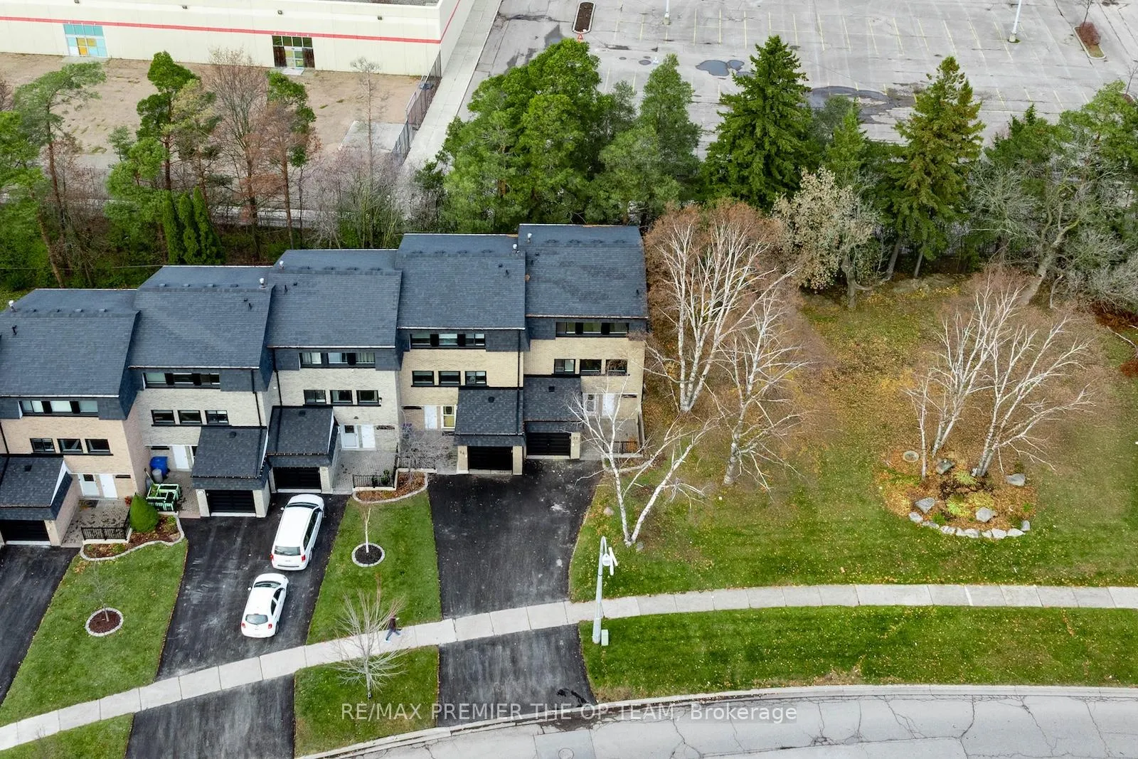 Photo 46 of 22 Henderson Drive, Aurora, Aurora Highlands — HOMEH