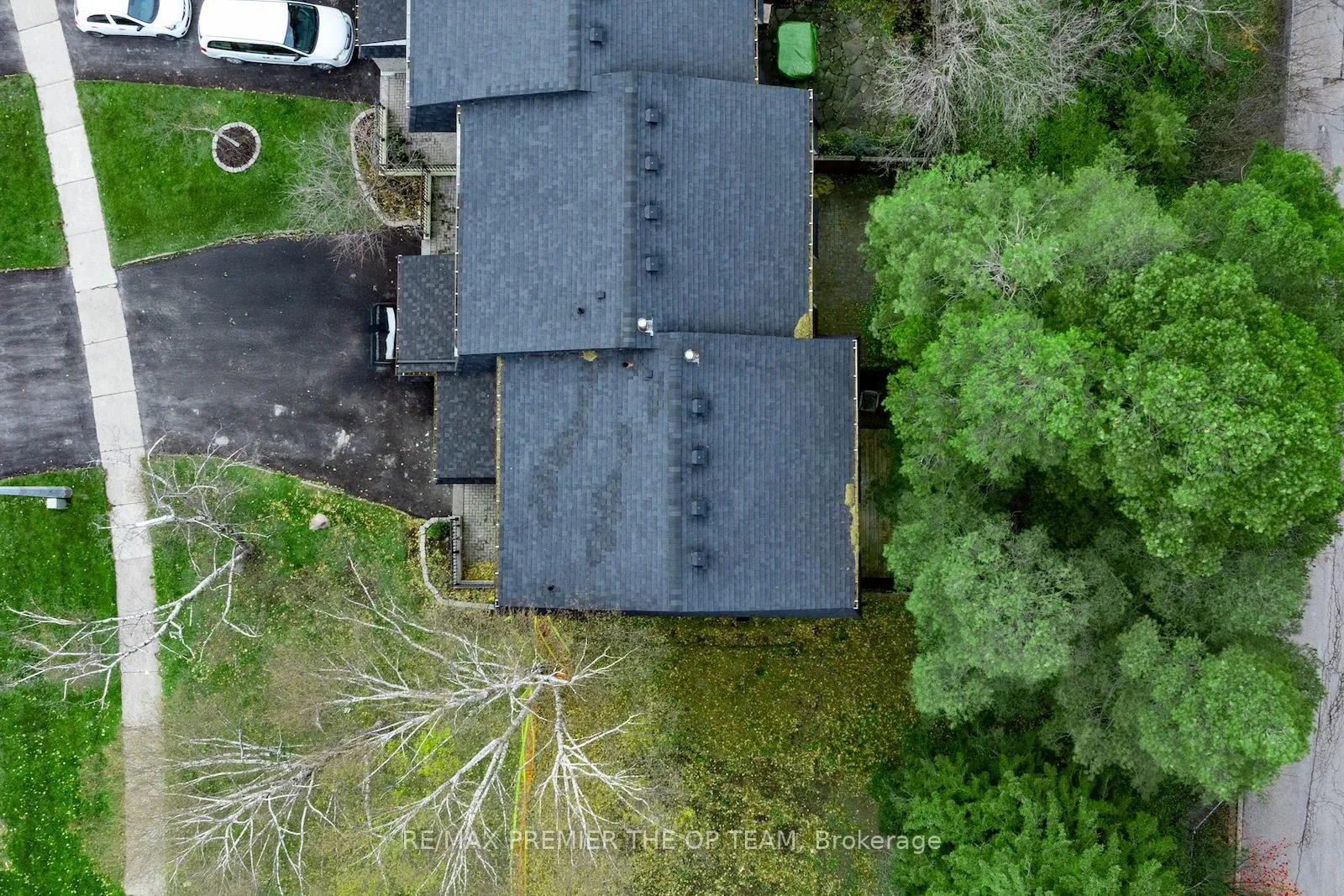Photo 47 of 22 Henderson Drive, Aurora, Aurora Highlands — HOMEH