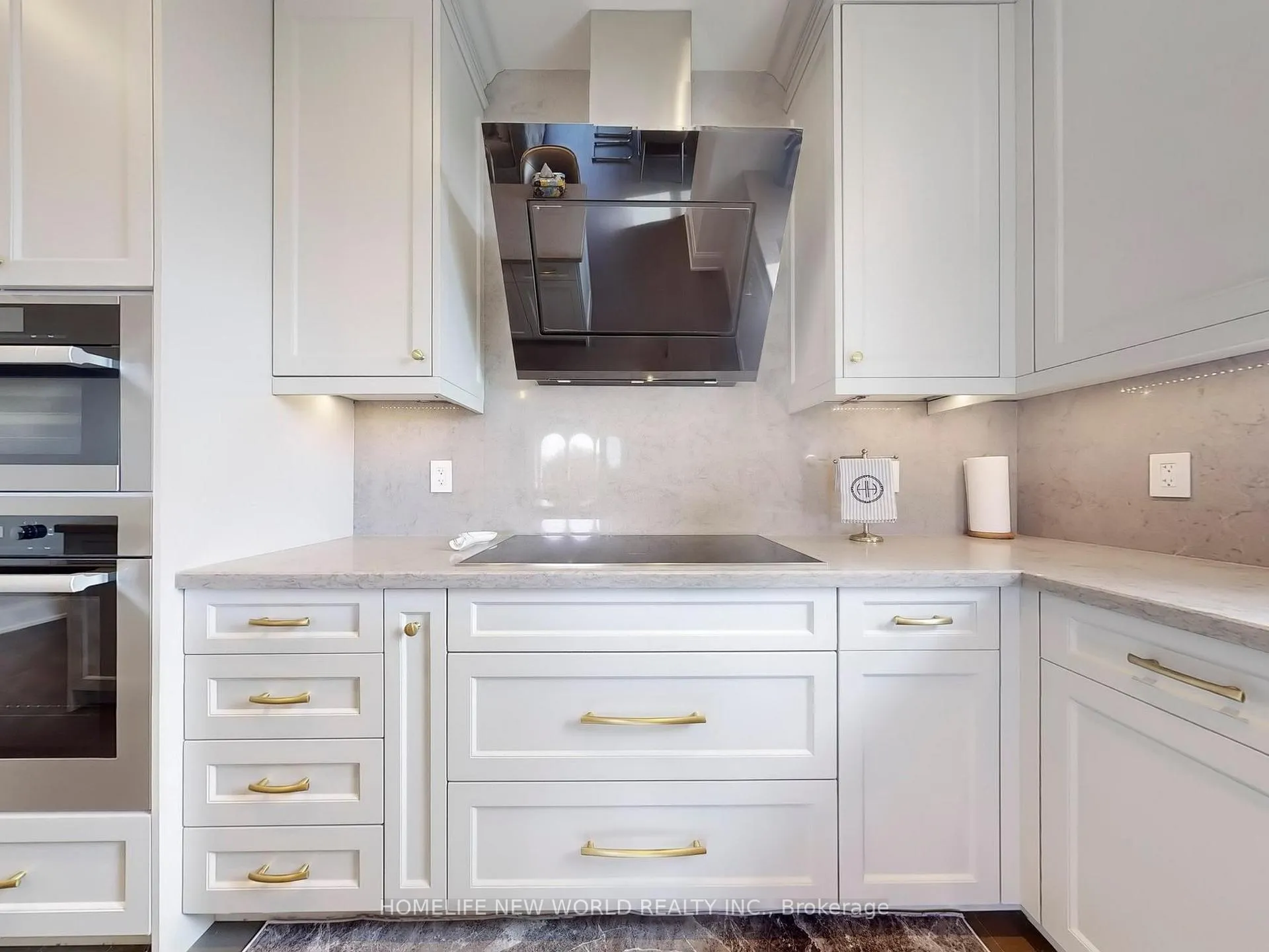 Photo 12 of Unit 401, 208 Main St. Unionville, Markham, Unionville — HOMEH