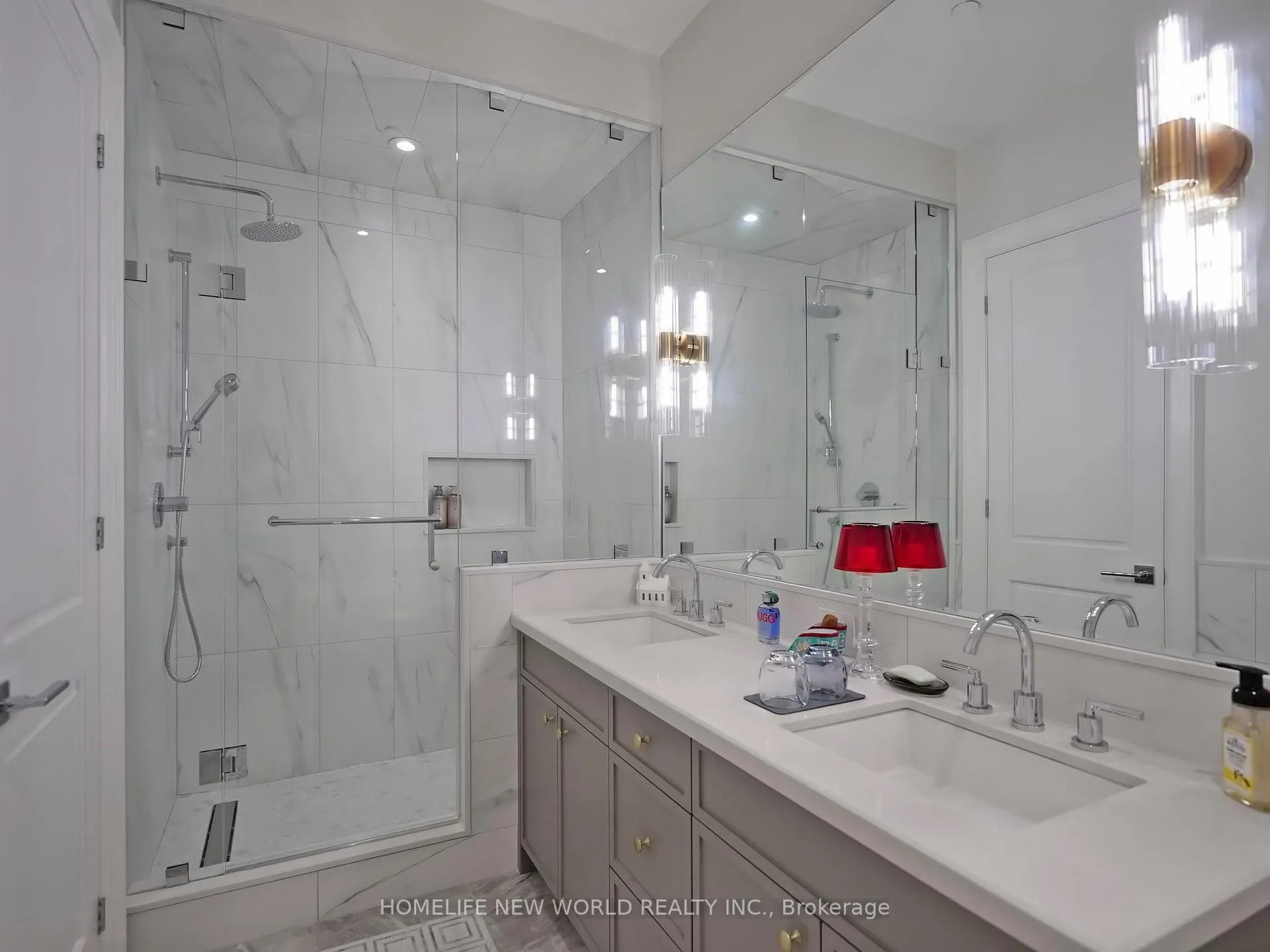 Photo 16 of Unit 401, 208 Main St. Unionville, Markham, Unionville — HOMEH