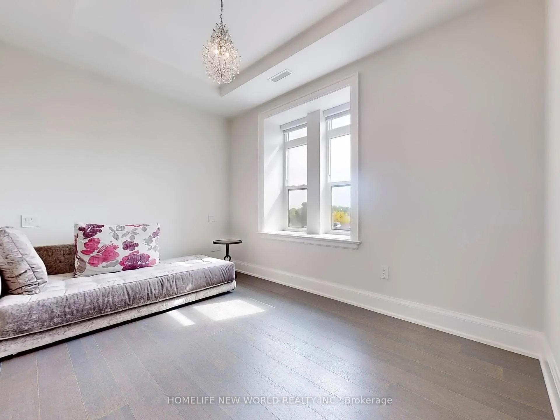 Photo 17 of Unit 401, 208 Main St. Unionville, Markham, Unionville — HOMEH