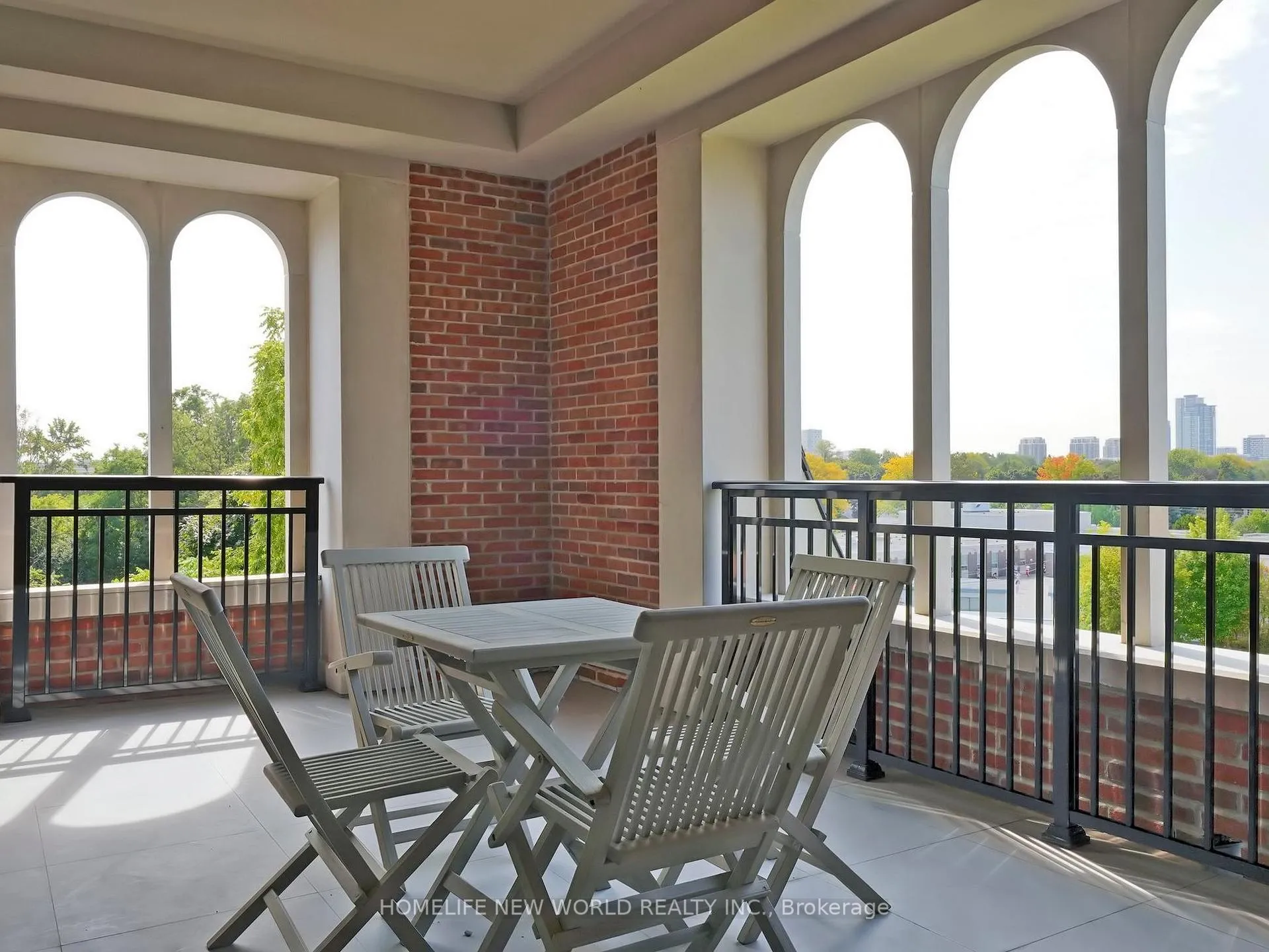 Photo 24 of Unit 401, 208 Main St. Unionville, Markham, Unionville — HOMEH