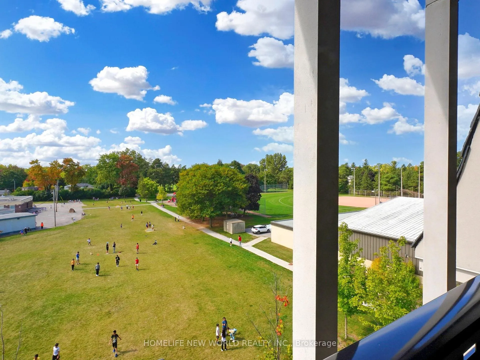 Photo 25 of Unit 401, 208 Main St. Unionville, Markham, Unionville — HOMEH