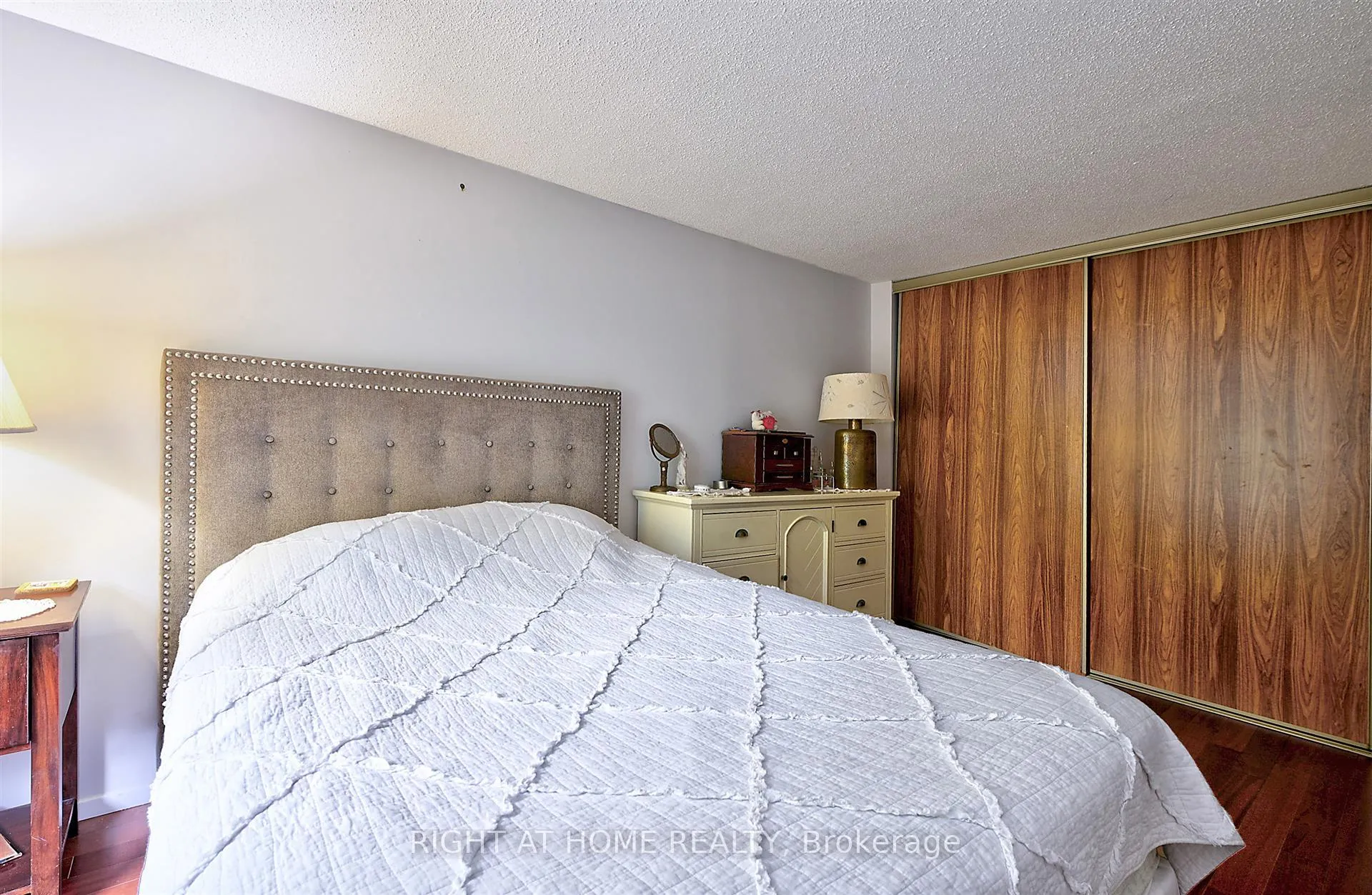 Photo 16 of Unit 10, 5878 Montevideo Road, Mississauga, Meadowvale — HOMEH