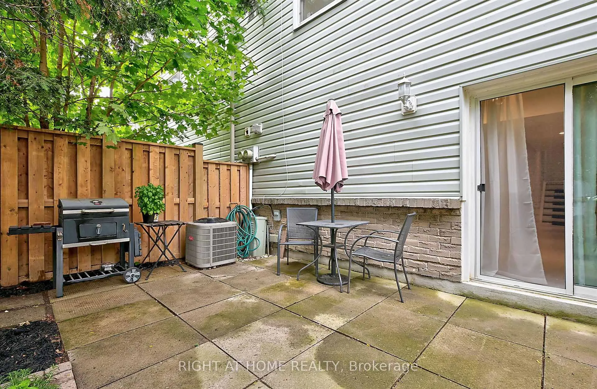 Photo 23 of Unit 10, 5878 Montevideo Road, Mississauga, Meadowvale — HOMEH