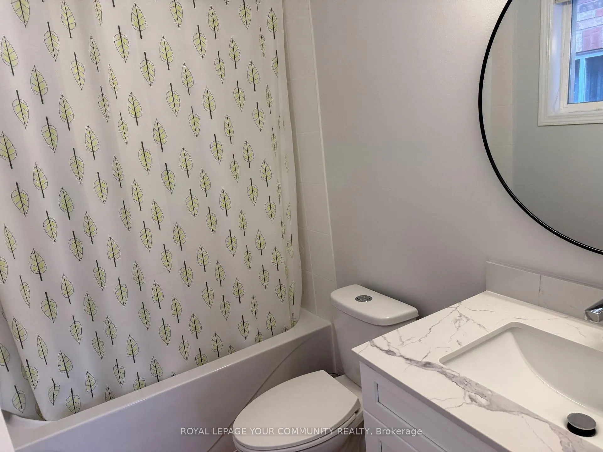 Photo 17 of Unit Main Floor, 24 Sun King Crescent, Barrie, Innis-Shore — HOMEH