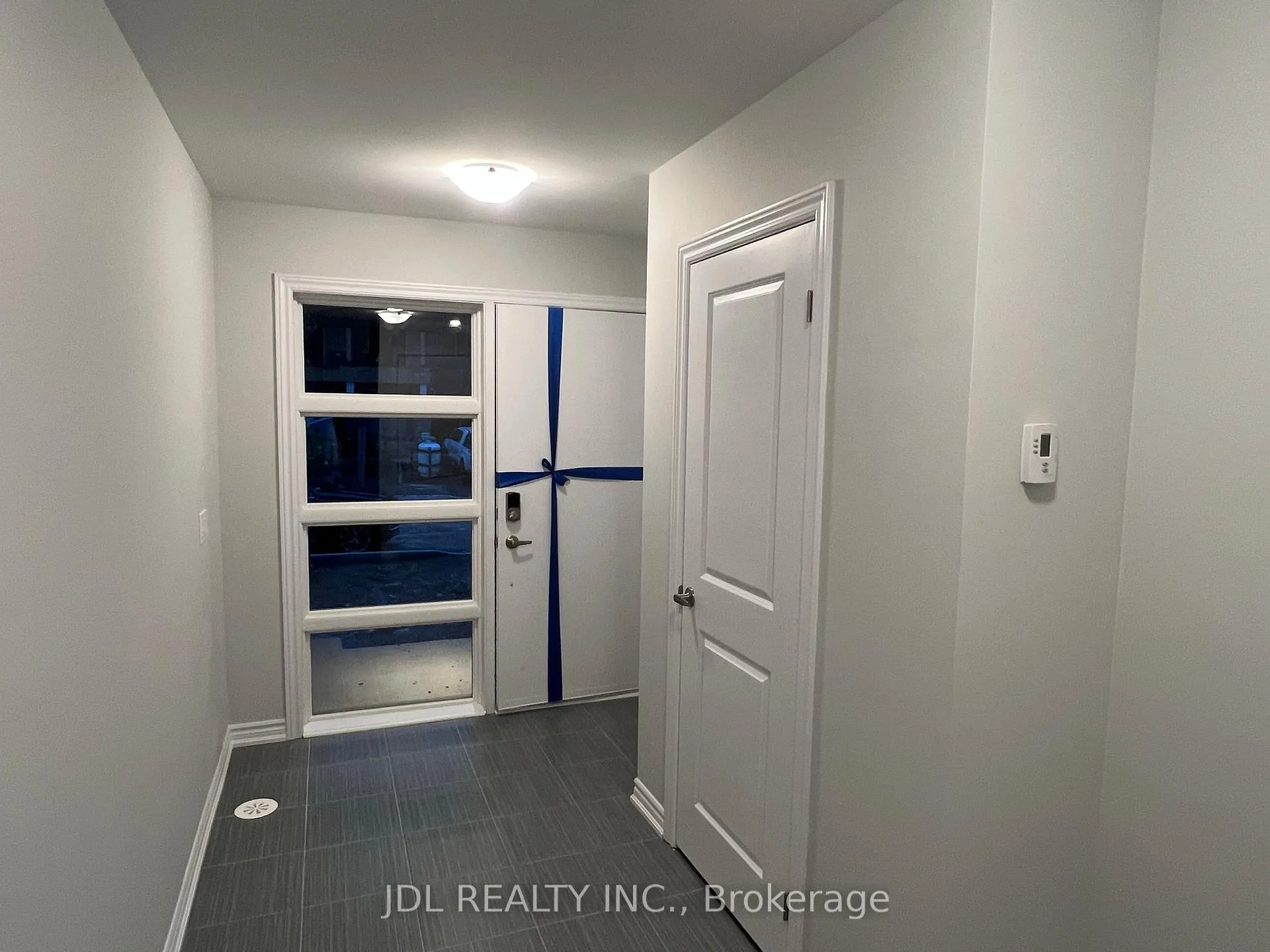 Photo 5 of 28 Gilbert Wright Avenue, Markham, Angus Glen — HOMEH