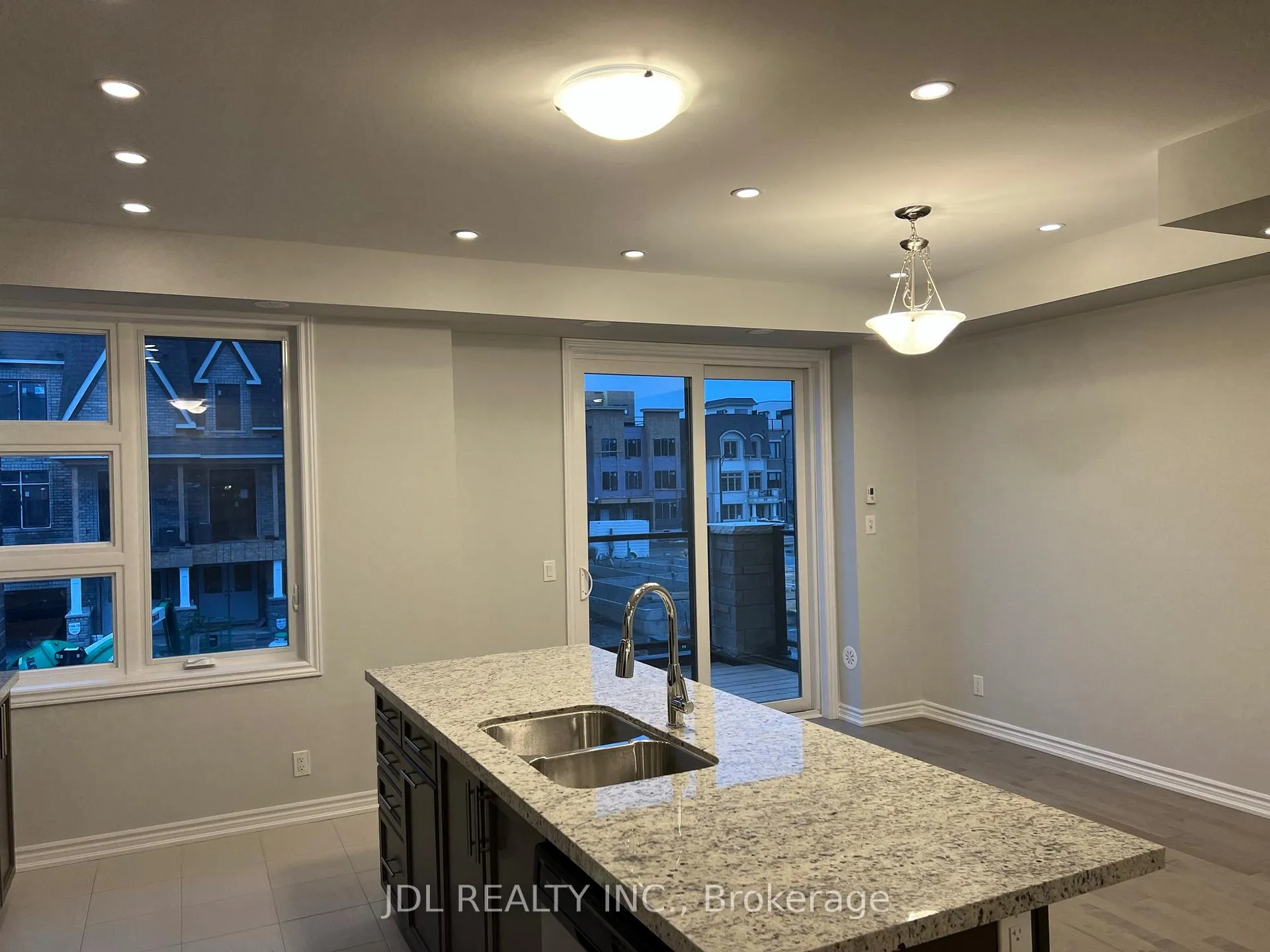 Photo 7 of 28 Gilbert Wright Avenue, Markham, Angus Glen — HOMEH