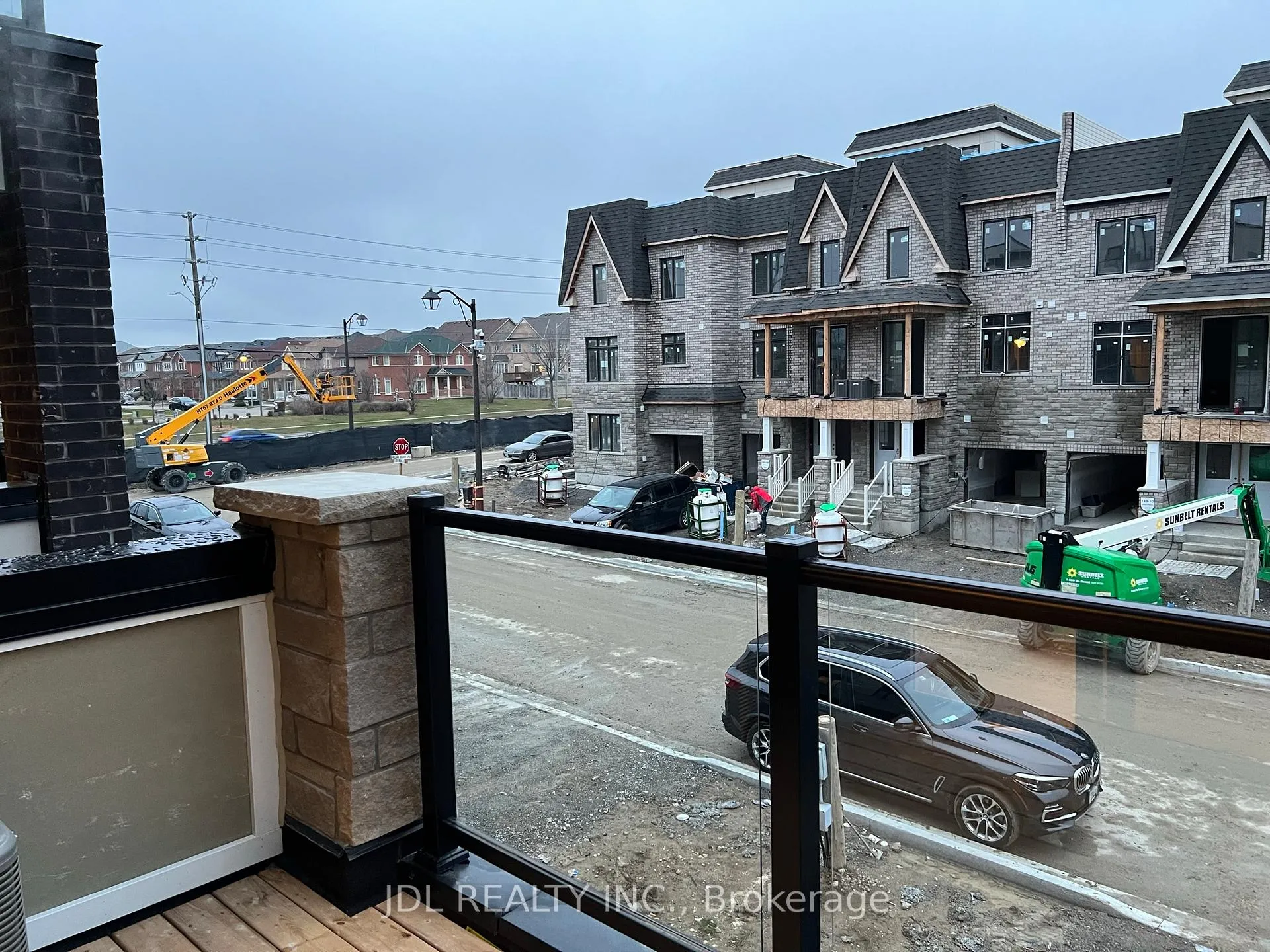 Photo 13 of 28 Gilbert Wright Avenue, Markham, Angus Glen — HOMEH