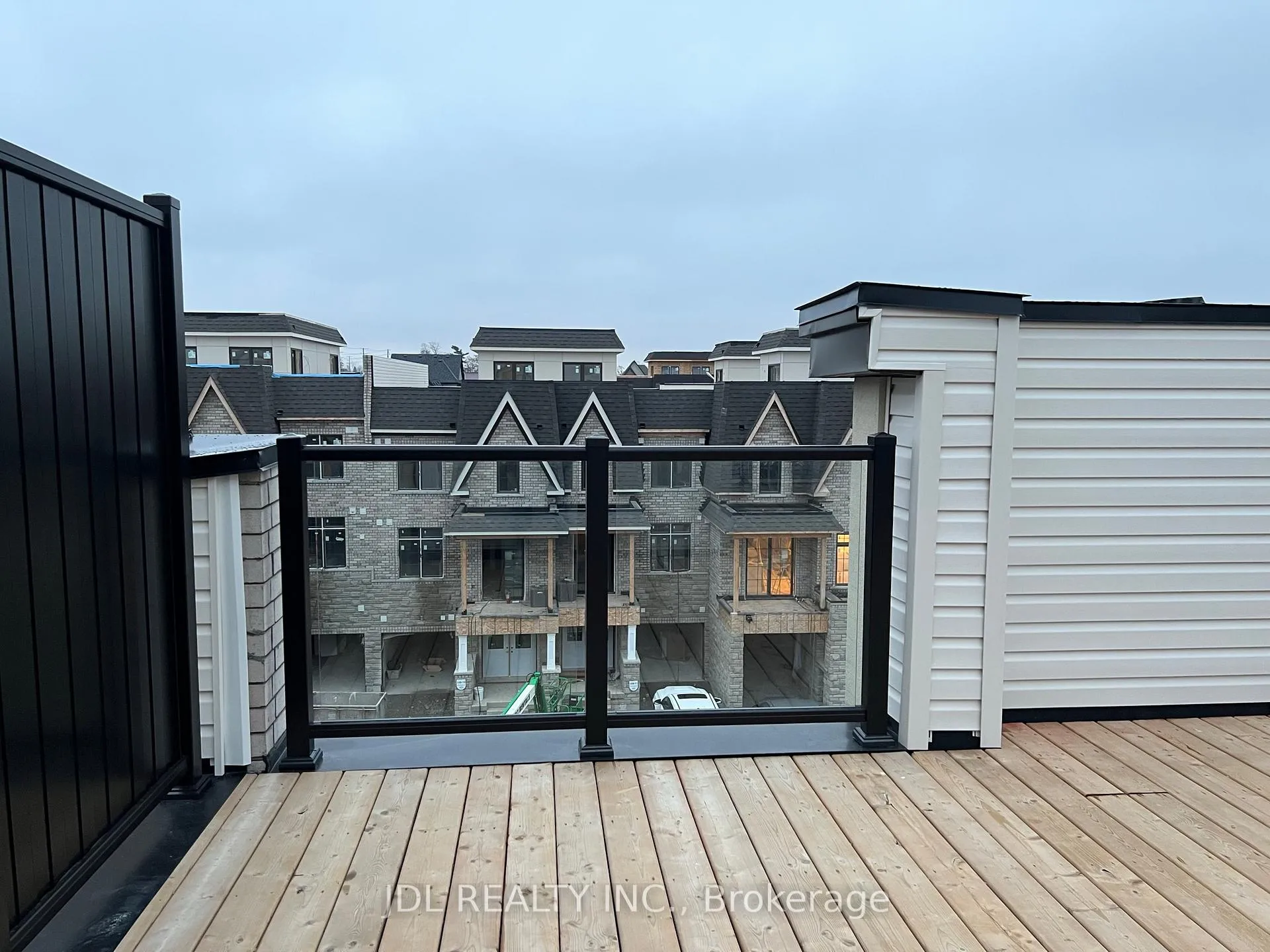Photo 23 of 28 Gilbert Wright Avenue, Markham, Angus Glen — HOMEH