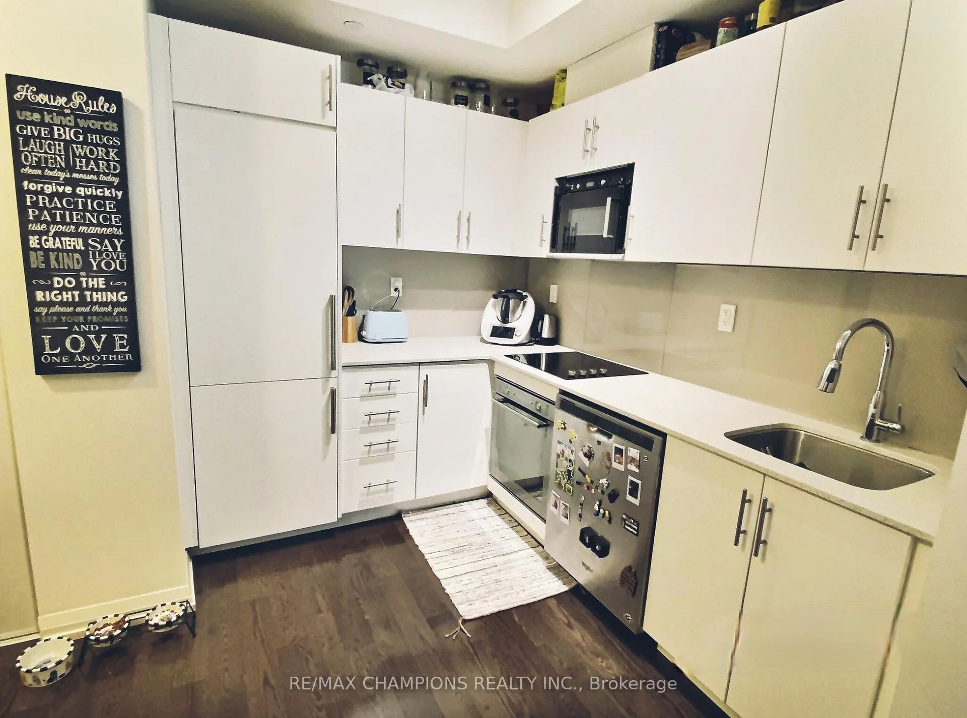 Photo 3 of Unit 523, 460 Adelaide Street E, Toronto, Moss Park — HOMEH