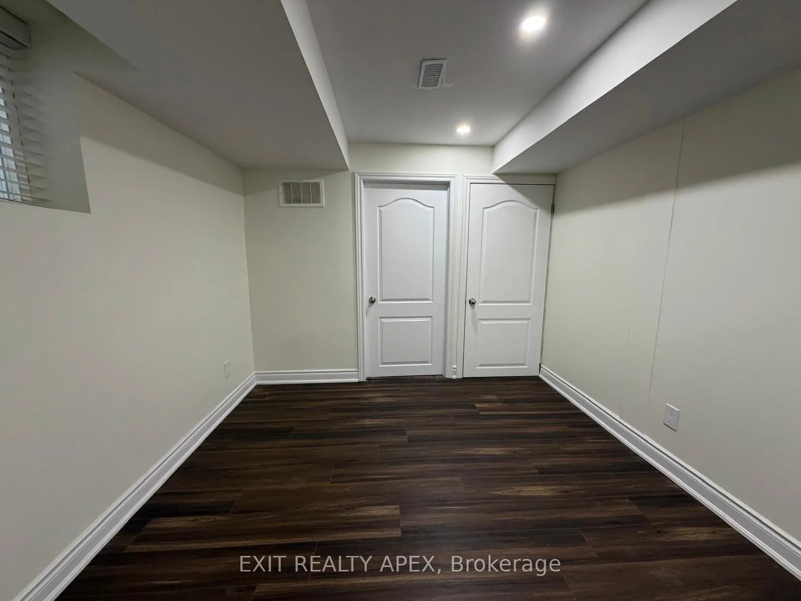 Photo 11 of 78 Fandago (Basement) Drive, Brampton, Credit Valley — HOMEH