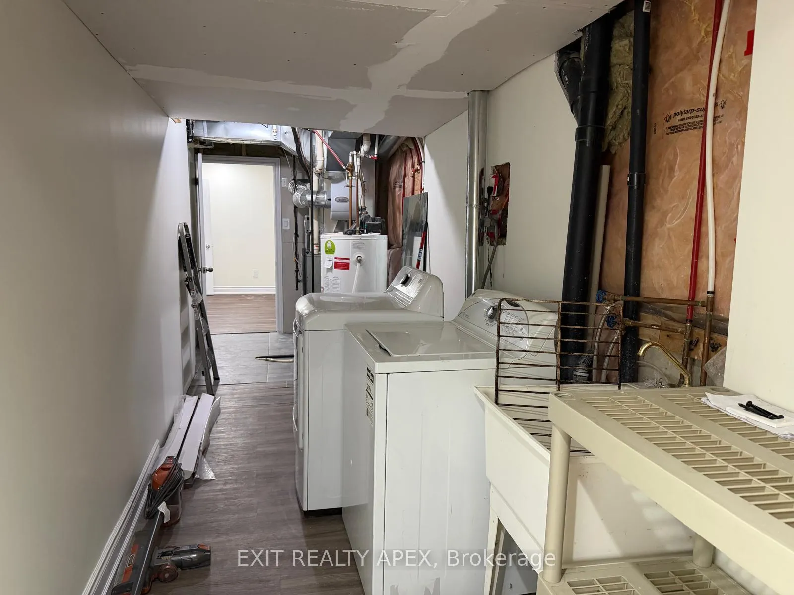 Photo 13 of 78 Fandago (Basement) Drive, Brampton, Credit Valley — HOMEH