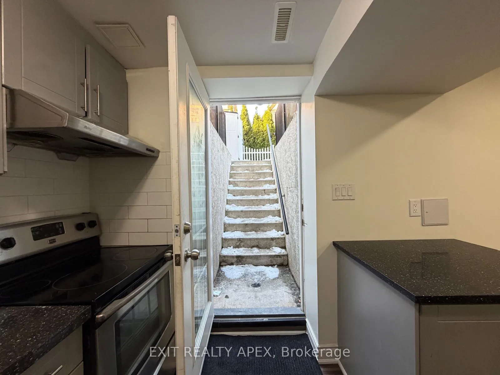 Photo 20 of 78 Fandago (Basement) Drive, Brampton, Credit Valley — HOMEH