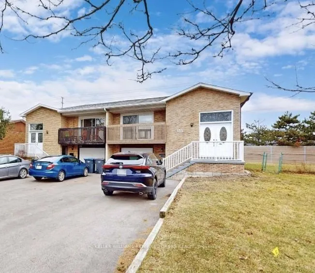 Photo 2 of 133 Manitou Crescent, Brampton, Central Park — HOMEH