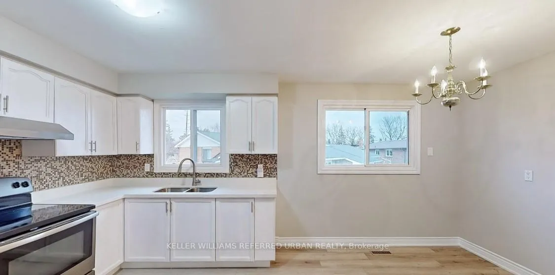 Photo 11 of 133 Manitou Crescent, Brampton, Central Park — HOMEH