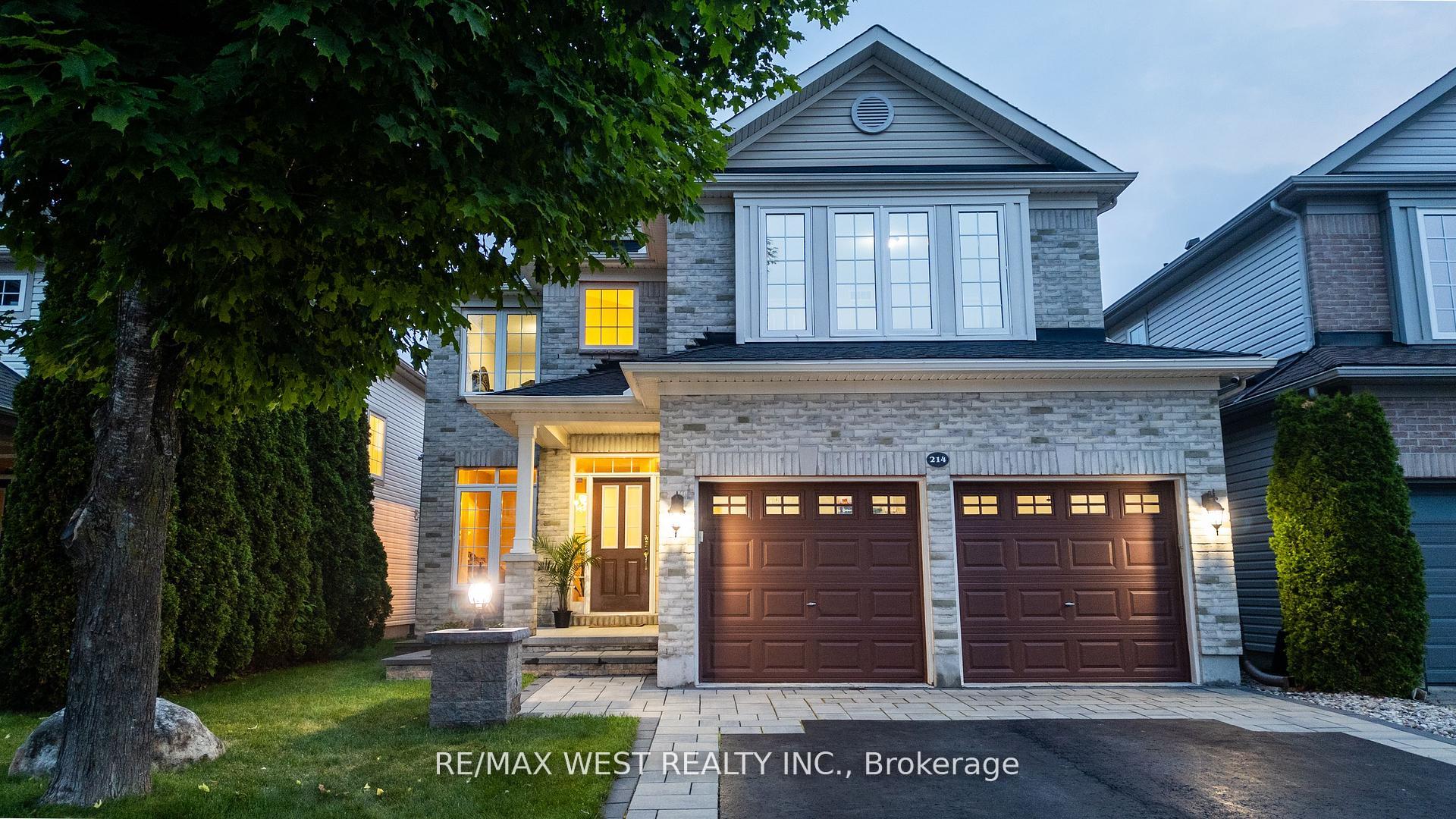Front of 214 Castlegarth Crescent