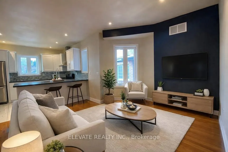 Photo 1 of Unit 2, 446 Crawford Street, Toronto, Palmerston-Little Italy — HOMEH