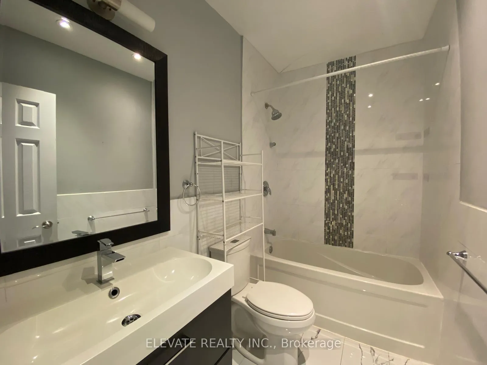 Photo 5 of Unit 2, 446 Crawford Street, Toronto, Palmerston-Little Italy — HOMEH