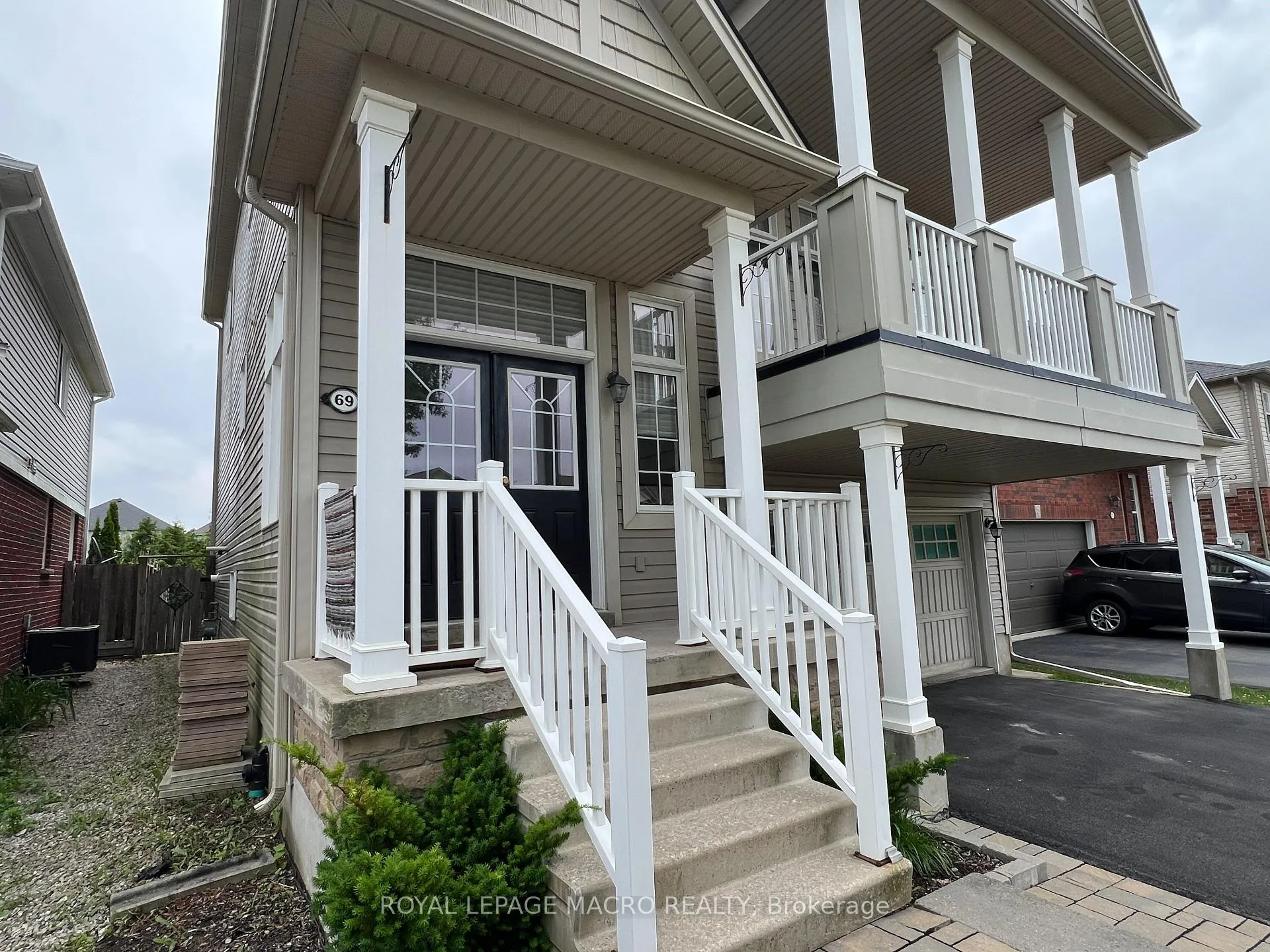 Photo 3 of 69 Bradley Avenue, Hamilton, Binbrook — HOMEH