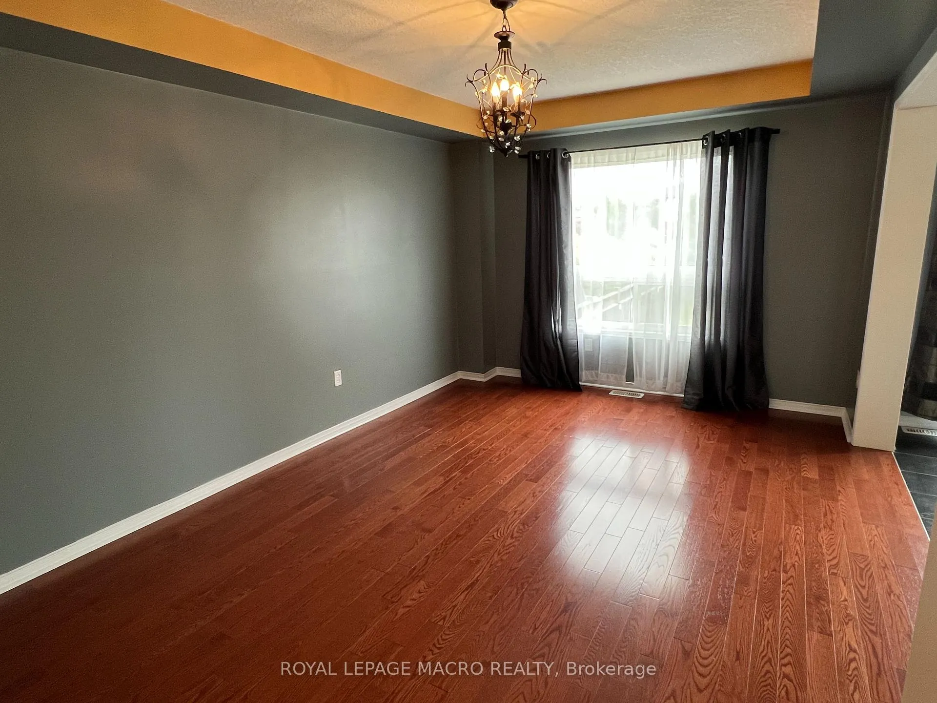 Photo 14 of 69 Bradley Avenue, Hamilton, Binbrook — HOMEH