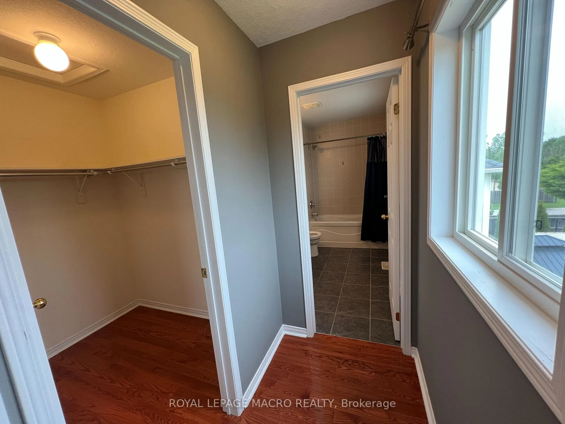 Photo 24 of 69 Bradley Avenue, Hamilton, Binbrook — HOMEH