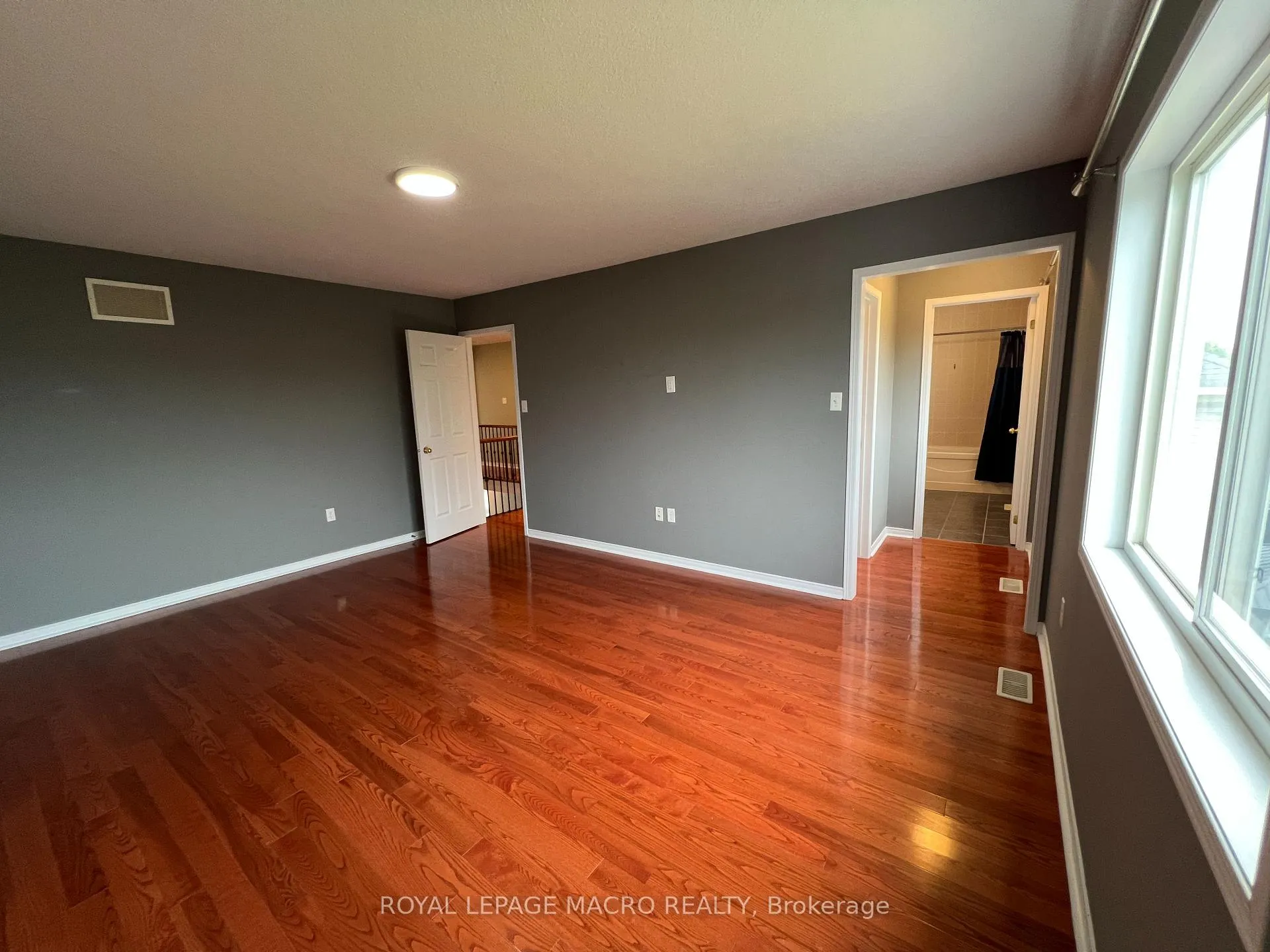 Photo 25 of 69 Bradley Avenue, Hamilton, Binbrook — HOMEH