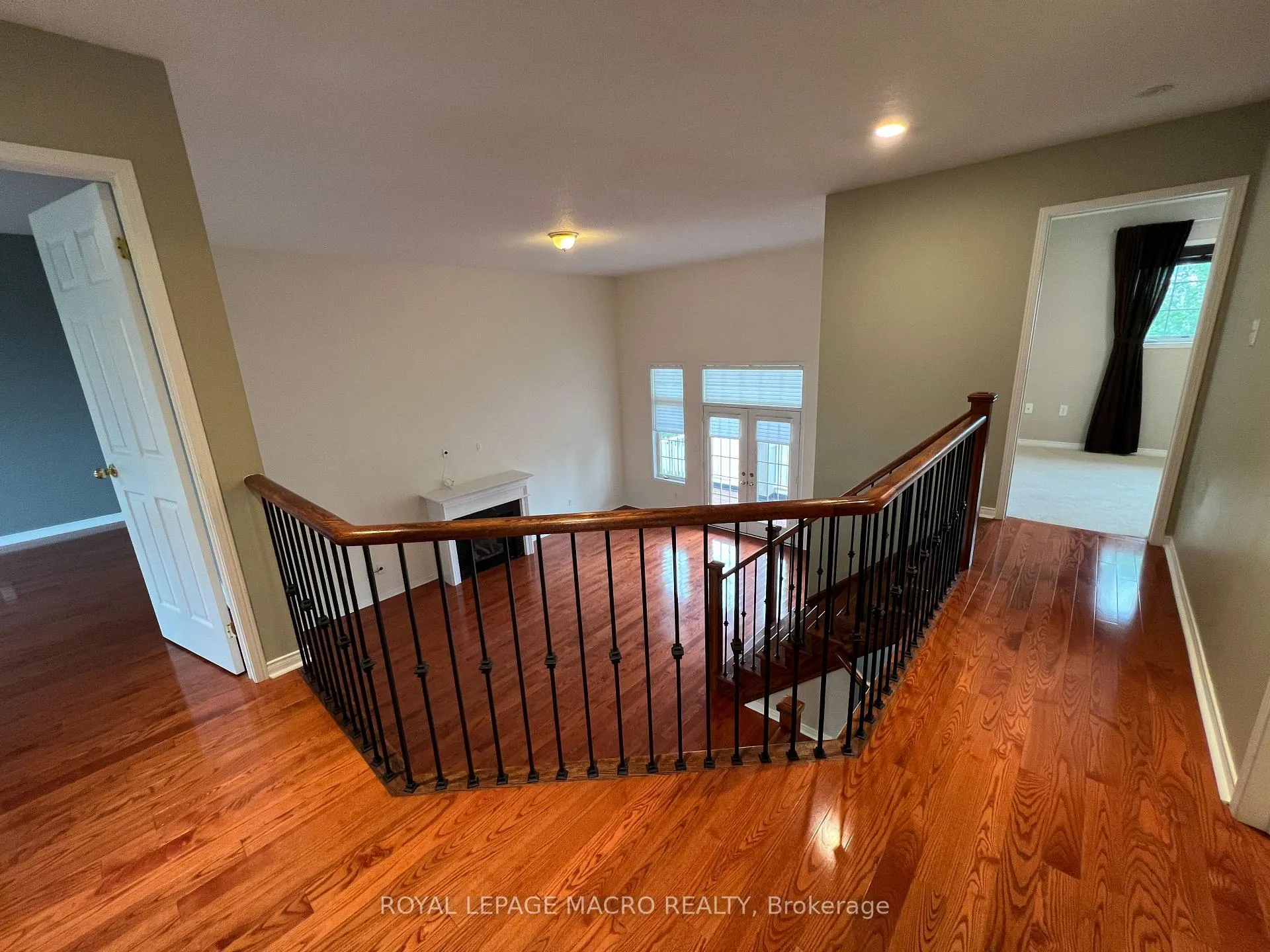 Photo 28 of 69 Bradley Avenue, Hamilton, Binbrook — HOMEH