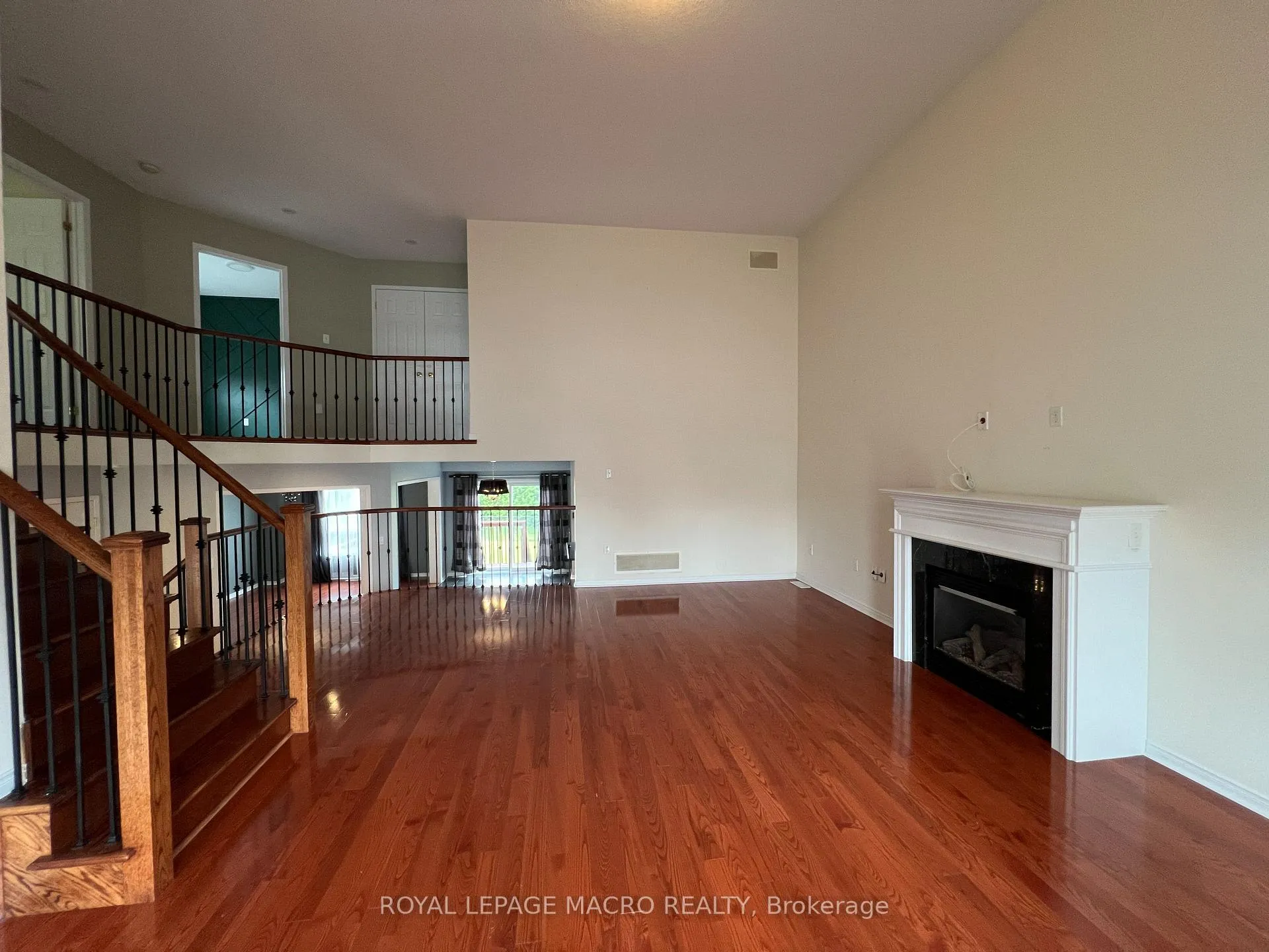 Photo 34 of 69 Bradley Avenue, Hamilton, Binbrook — HOMEH