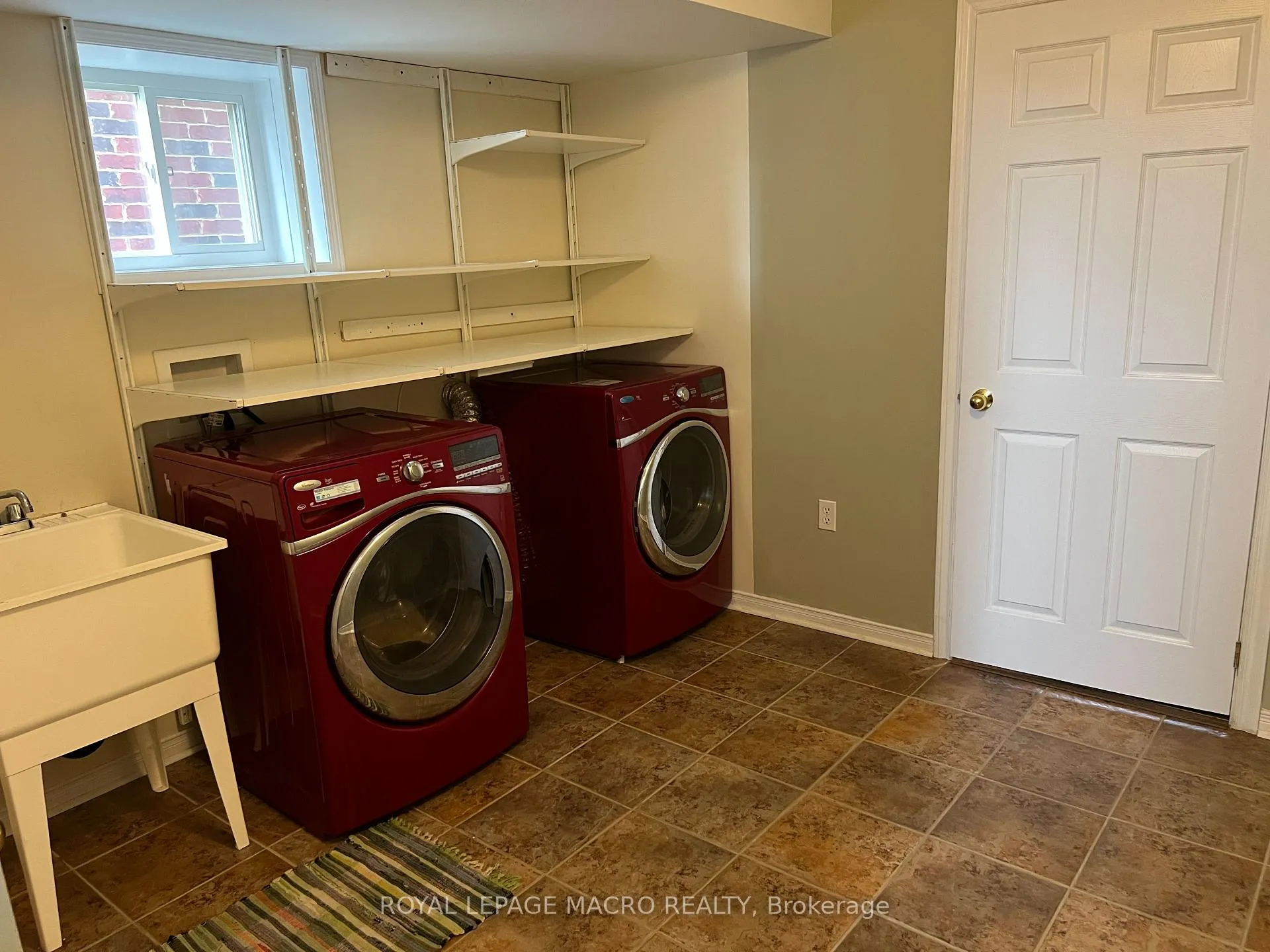 Photo 39 of 69 Bradley Avenue, Hamilton, Binbrook — HOMEH