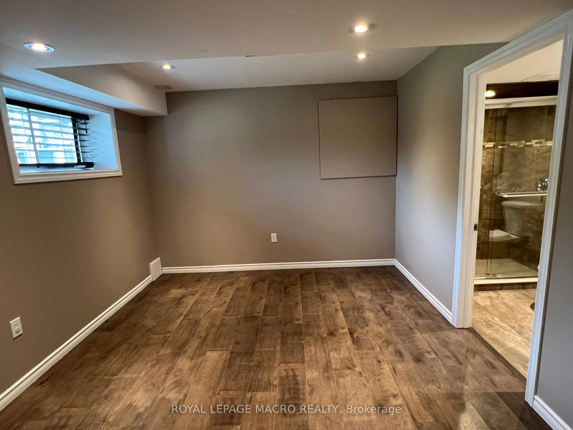 Photo 43 of 69 Bradley Avenue, Hamilton, Binbrook — HOMEH