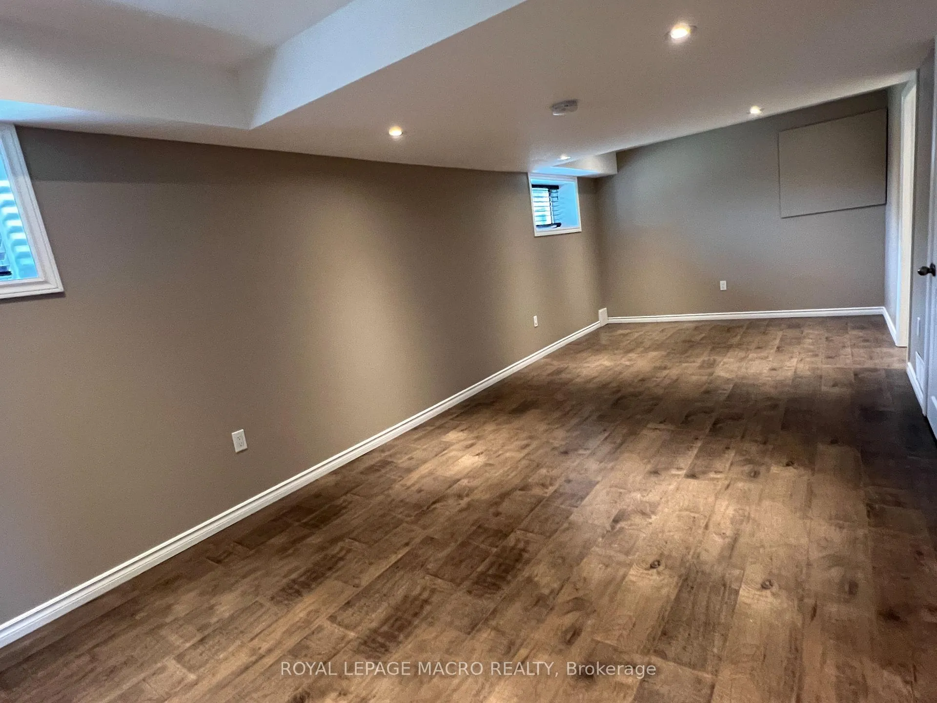 Photo 44 of 69 Bradley Avenue, Hamilton, Binbrook — HOMEH