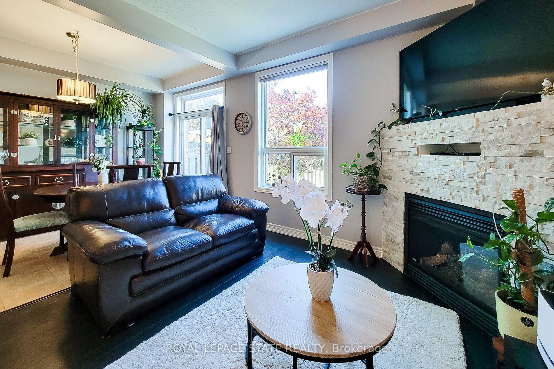 Photo 11 of 110 Marina Point Crescent, Hamilton, Winona Park — HOMEH